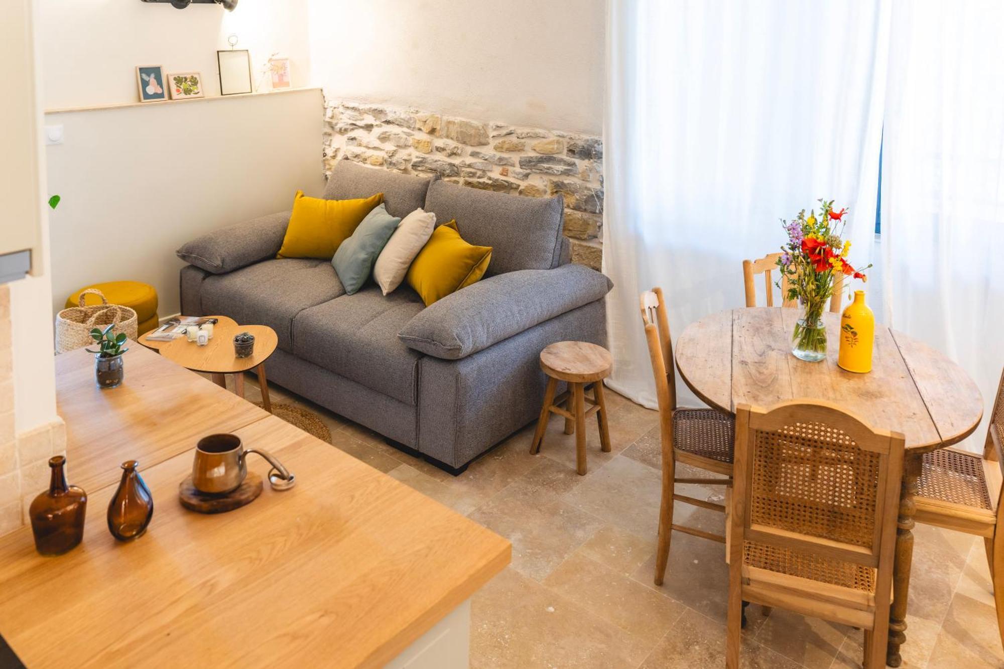 Hotel Les Terres Aoyama Saint Julien Les Rosiers Zewnętrze zdjęcie