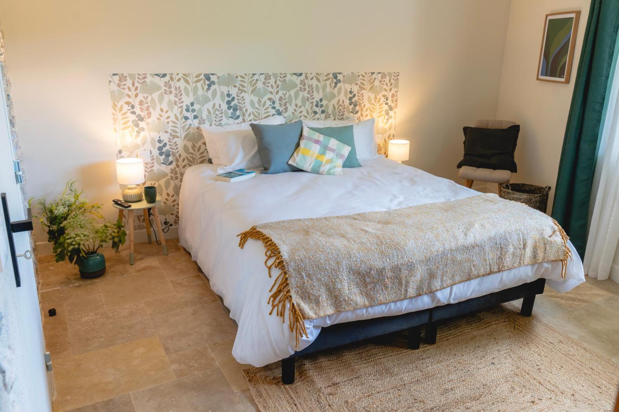 Hotel Les Terres Aoyama Saint Julien Les Rosiers Zewnętrze zdjęcie