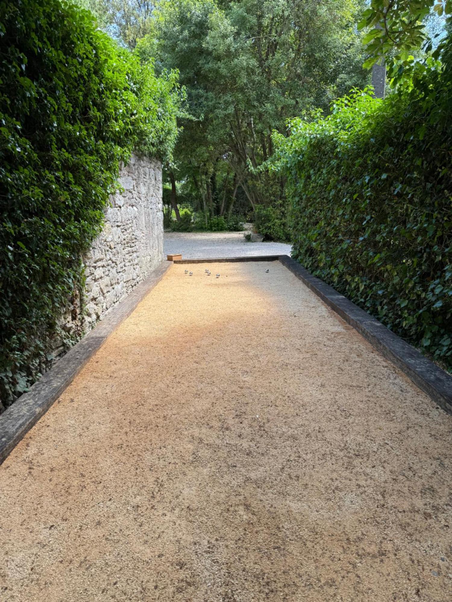Hotel Les Terres Aoyama Saint Julien Les Rosiers Zewnętrze zdjęcie